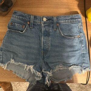 Levi’s 501 High Rise Shorts SZ 25